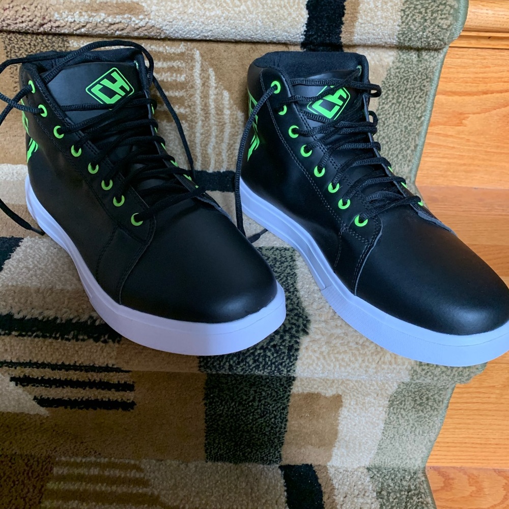 Men’s Size 12 Sneakers